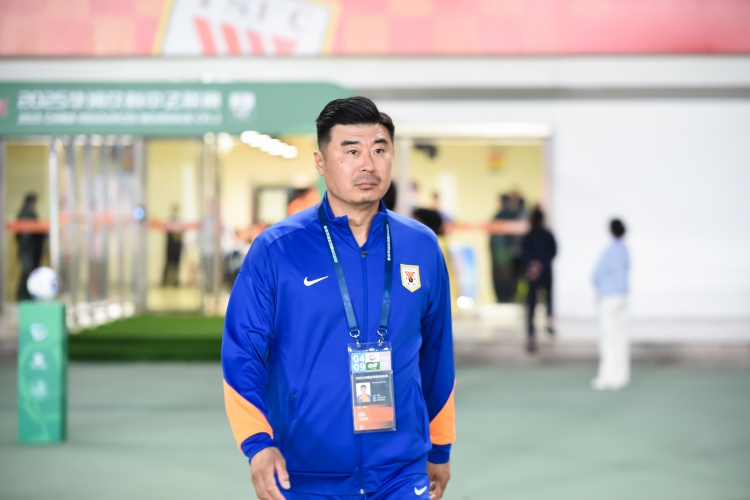 韩鹏：泽卡没出场因受伤部位疼的厉害，李小恒未来会有更好的表现