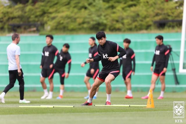 开云网站入口官网-深度揭秘金玟哉转会迷局：奥运大限逼迫1周内决策？